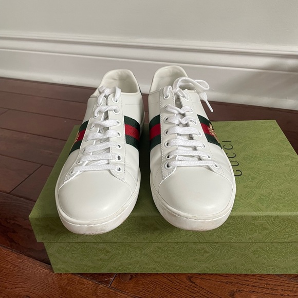 AUTHENTIC Gucci Sneakers - Picture 5 of 5